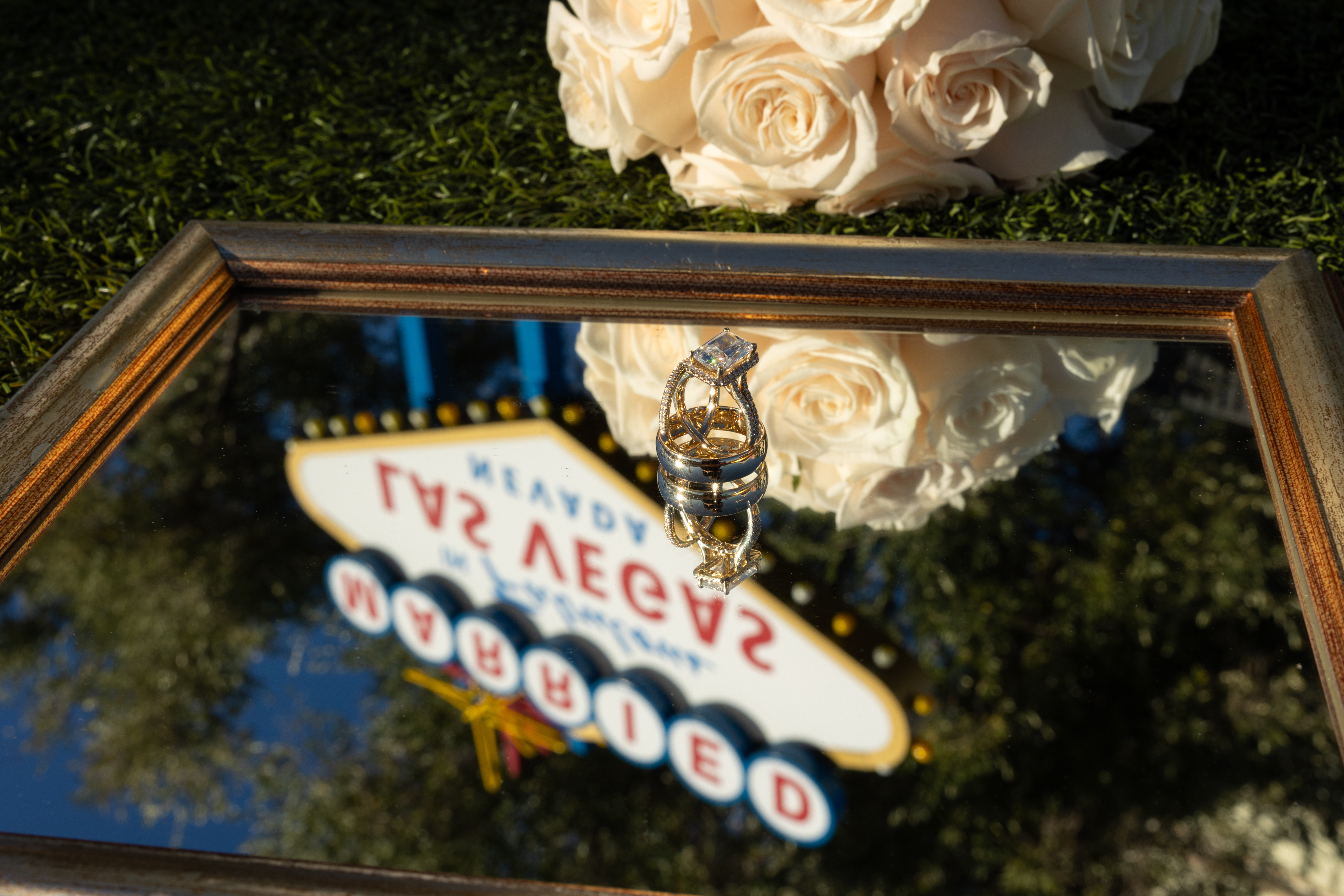 Las Vegas wedding at Chapel of the Flowers